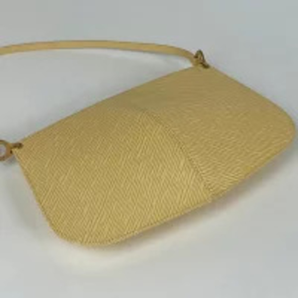 Louis Vuitton Pochette Vanilla Epi Handbag Bag Demilune Leather Shoulder Black